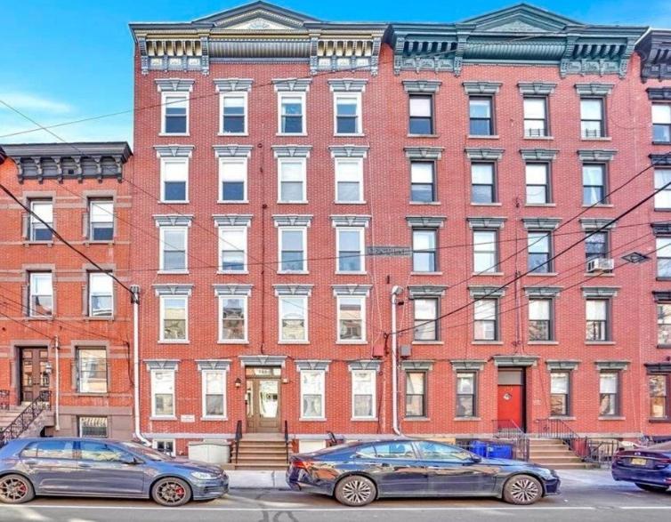 Garden Street Retreat Close To Nyc Sleeps 6 Хобокен Экстерьер фото